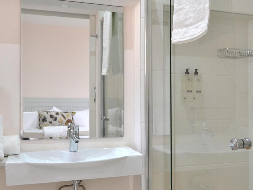 Emmarentia Guest House Йоханесбург Екстериор снимка